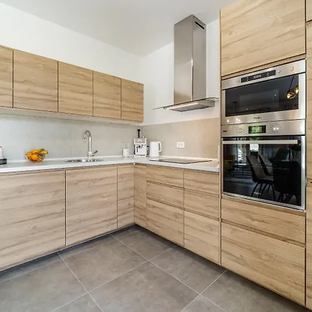 House Gold * ספליטסקה